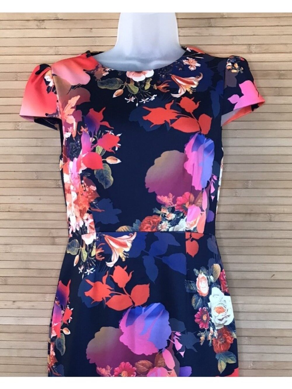 BETSEY JOHNSON Floral print flowers sheath dress sz 2 - Picture 4 of 7